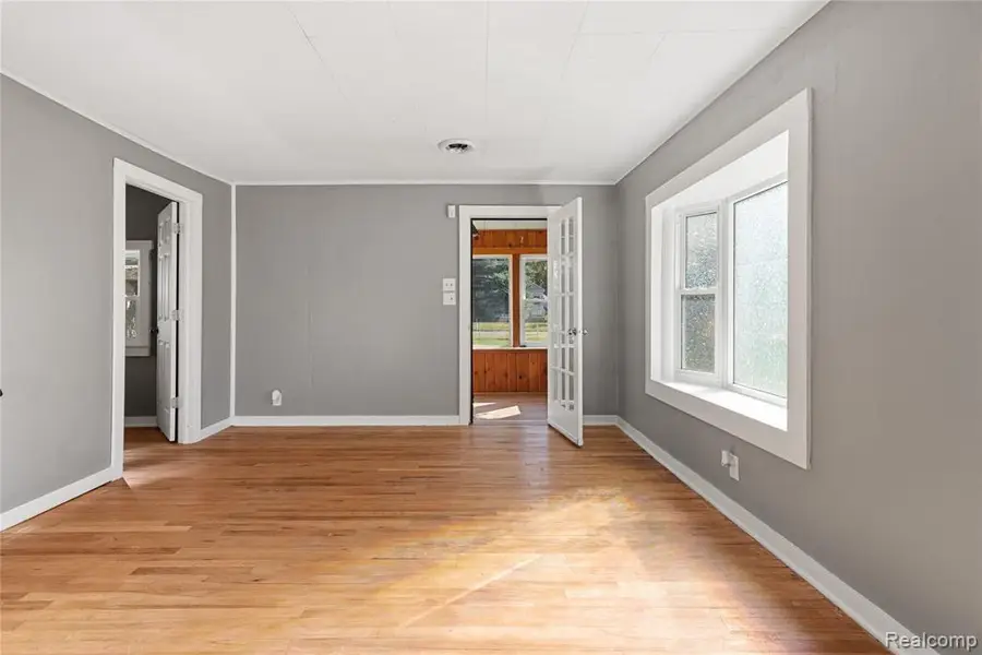 3617 Churchill, Flint, MI  - Image #3