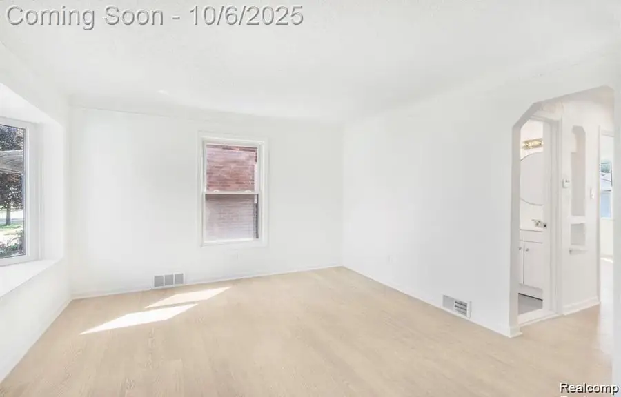 1483 Moran, Lincoln Park, MI  - Image #3