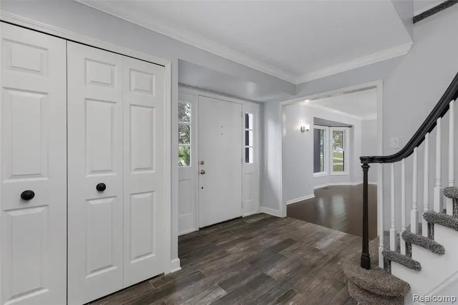 31142 Applewood, Farmington Hills, MI  - Image #3