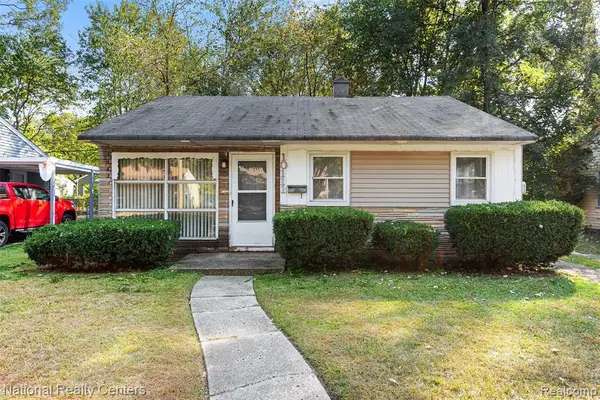 10111 Corning, Oak Park, MI 