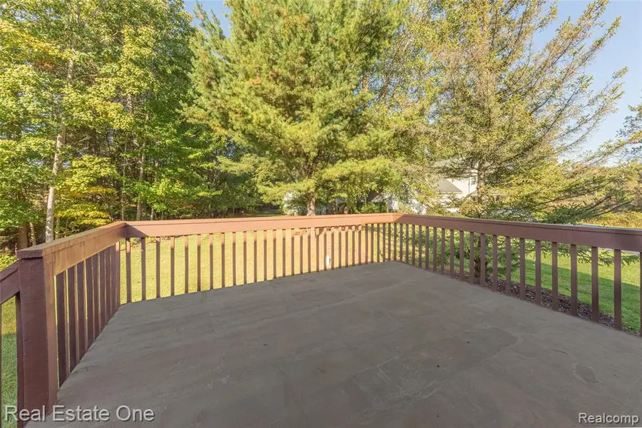 9970 Whispering Woods, Pinckney, MI  - Image #3