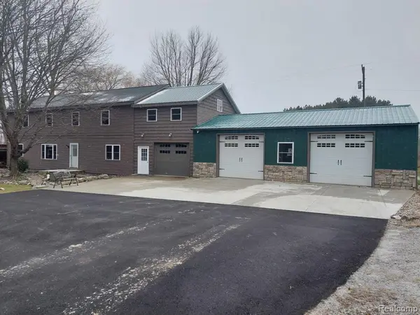 9631 Byron, Howell, MI 