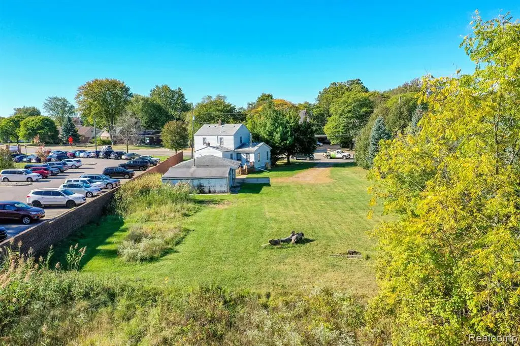 33420 Utica, Fraser, MI  - Image #1