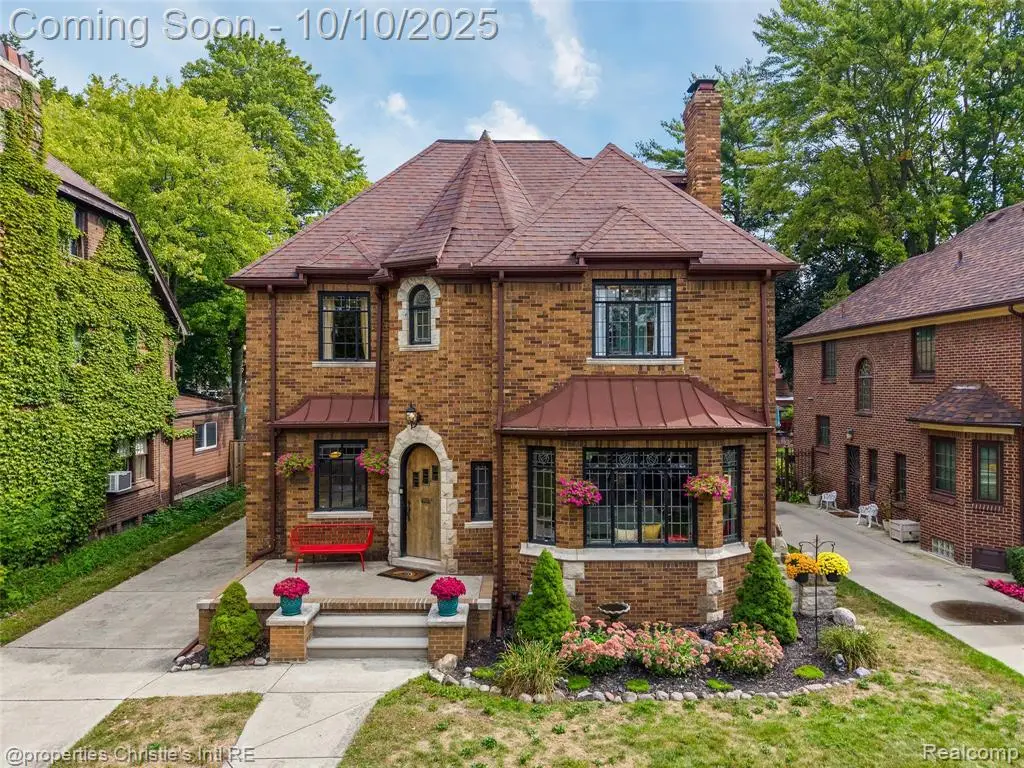 18240 Warrington, Detroit, MI  - Image #1