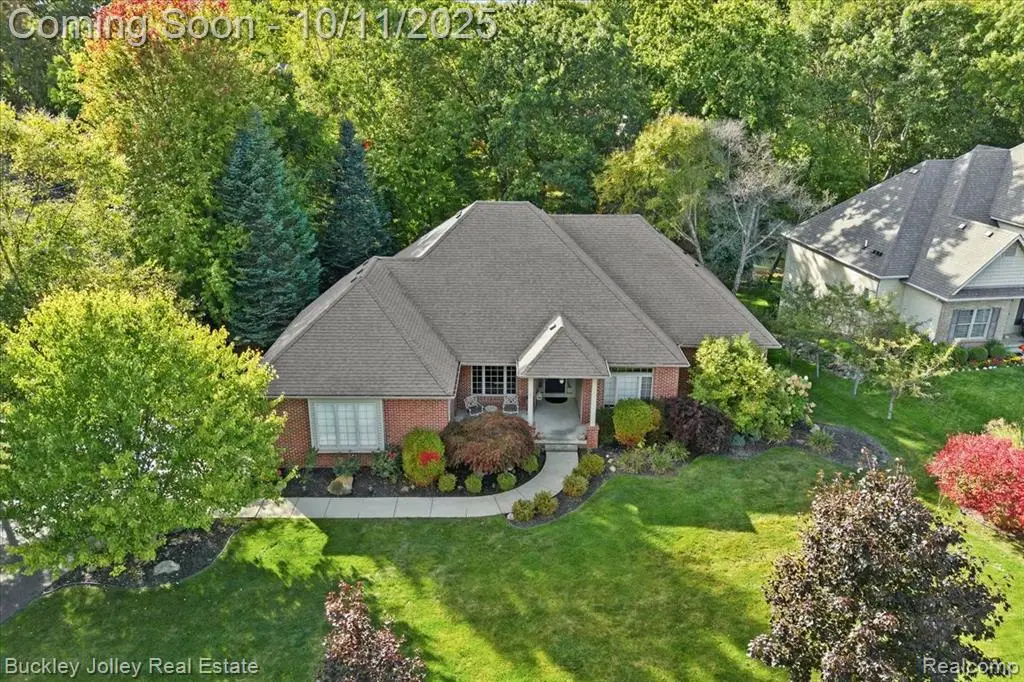 9430 Sheltering Oaks, Brighton, MI  - Image #1