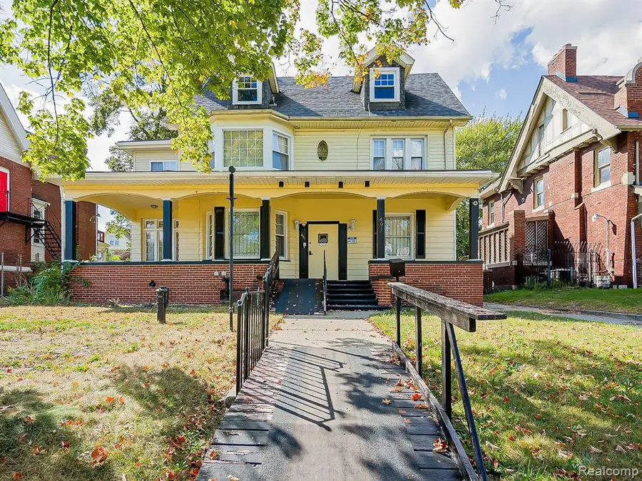 491 E Grand, Detroit, MI  - Image #2