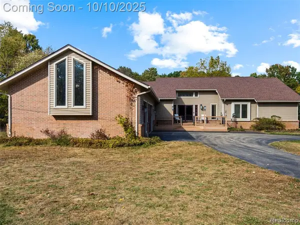 7286 Pine Knob, Clarkston, MI 