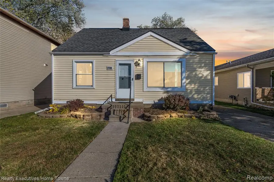 27336 Ridgewood, Roseville, MI 48066 - #2