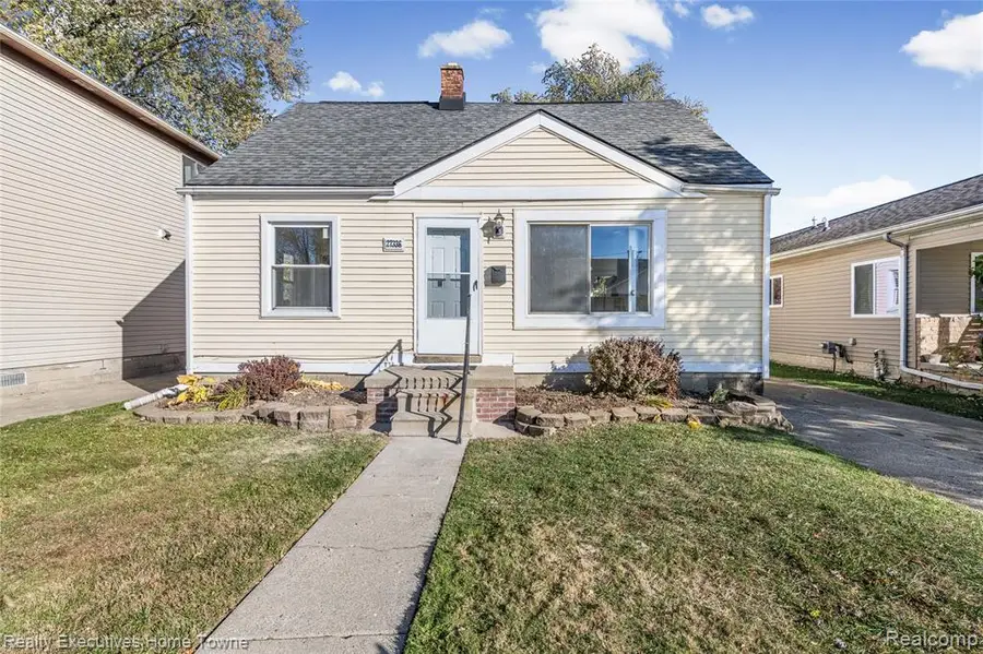 27336 Ridgewood, Roseville, MI 48066 - #3