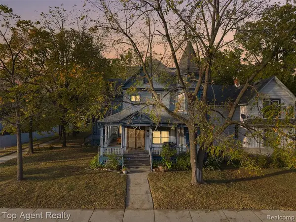 236 Cass, Mount Clemens, MI 