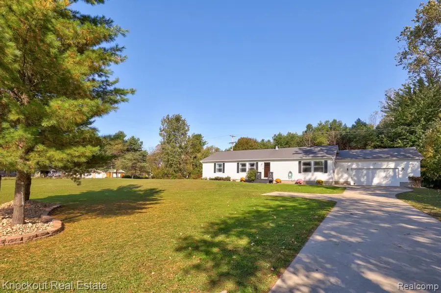 6977 Rathbun, Birch Run, MI  - Image #3