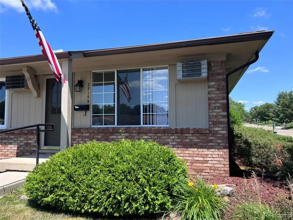 25159 Franklin #8, South Lyon, MI 48178 - Image #1