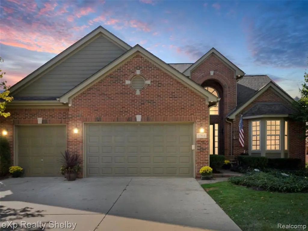 17814 Merganser, Clinton Township, MI 48038 - Image #1