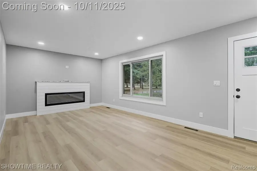 2305 S Fairgrounds, Imlay City, MI  - Image #3