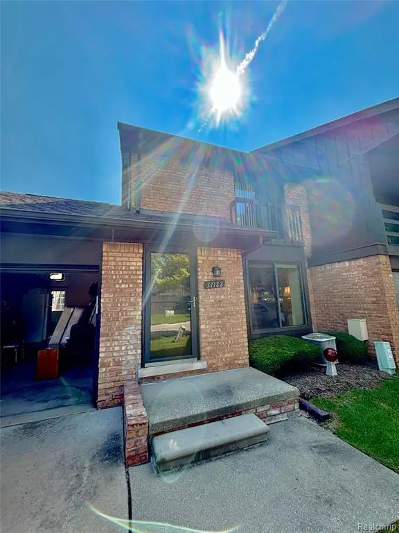 37122 Clubhouse, Sterling Heights, MI  - Image #2