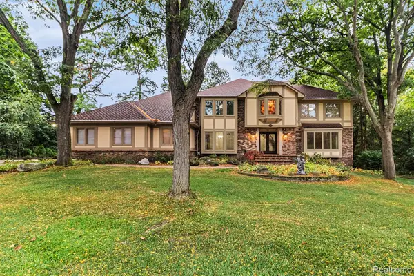 790 Hidden Pine Road, Bloomfield Hills, MI 
