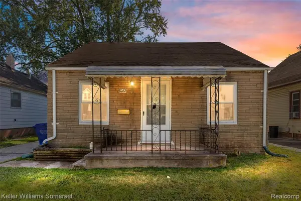 8082 Packard, Warren, MI 