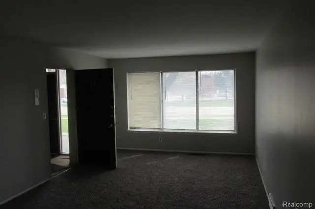 25555 Lahser #A-15, Southfield, MI  - Image #3