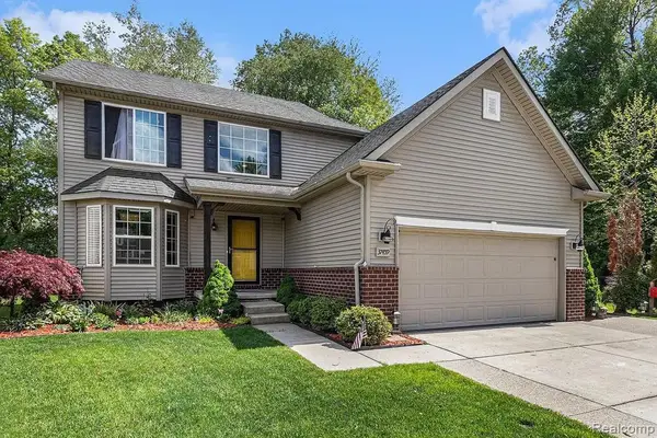 37459 Dianne, New Boston, MI 