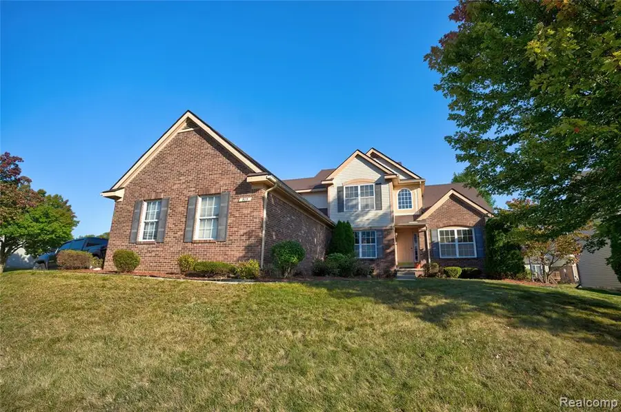 805 Columbia, Flint, MI  - Image #2