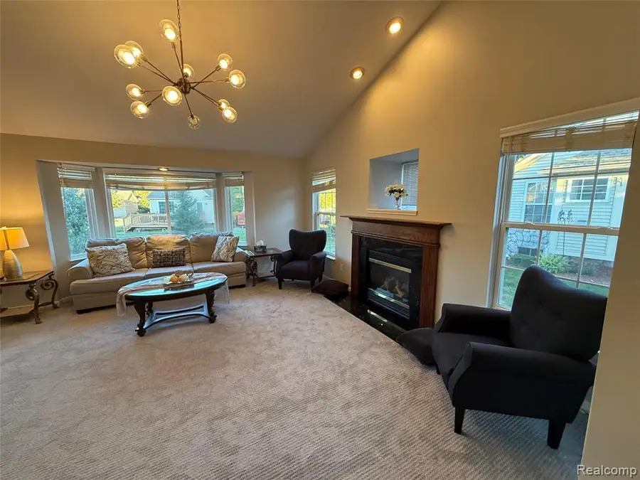 6063 Pine Cone, Grand Blanc, MI  - Image #3