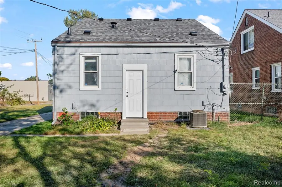 20529 Coventry, Highland Park, MI  - Image #3