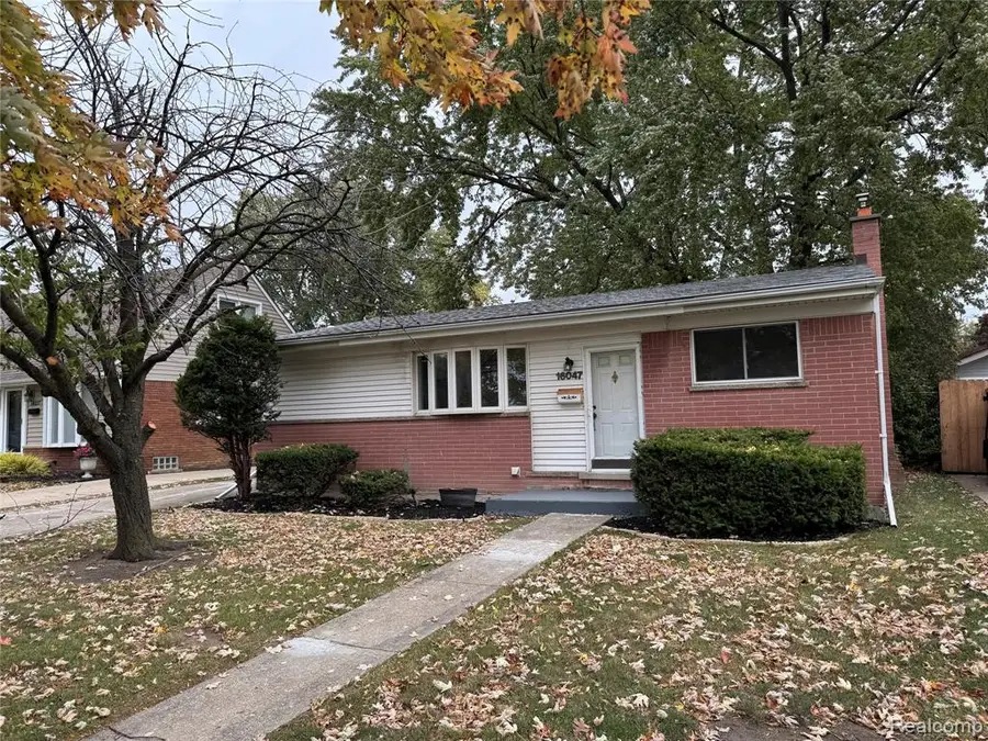 16047 Mccann, Southgate, MI  - #2