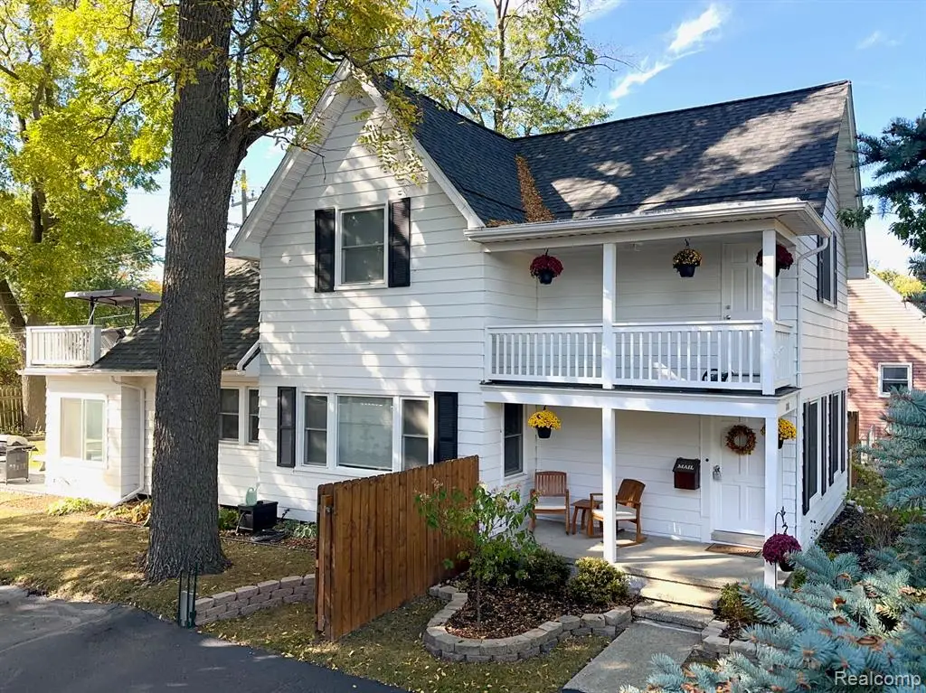 1018 E. 12 Mile Rd, Royal Oak, MI 48073 - Image #1