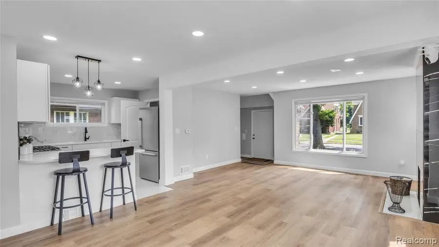 13501 Mettetal, Detroit, MI  - Image #3