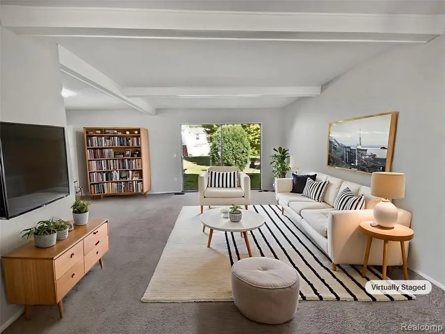 21763 Hidden Rivers, Southfield, MI  - Image #2