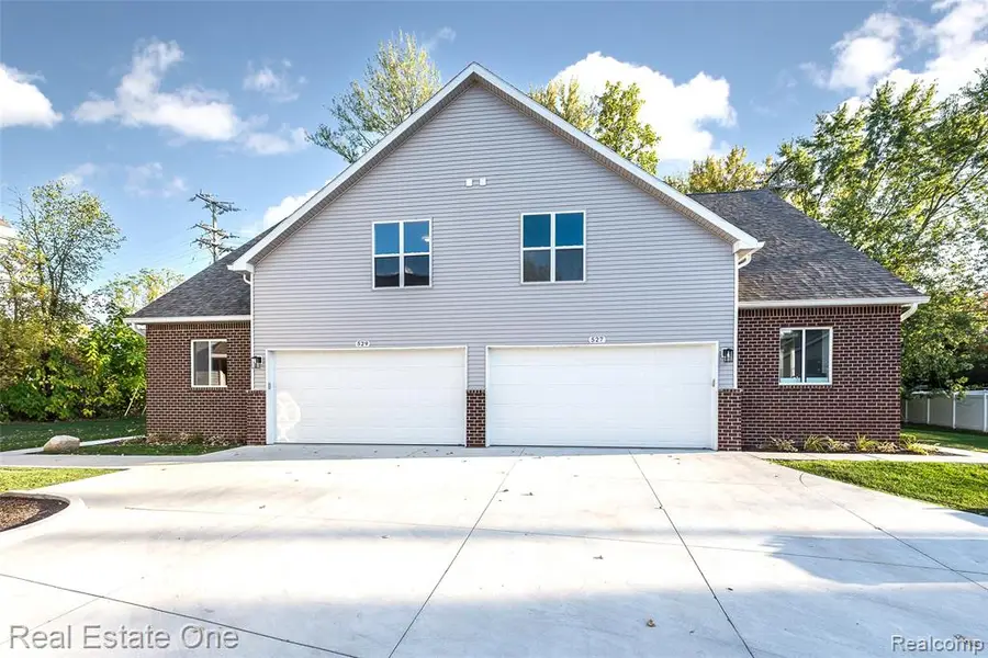 529 Indian Oaks, Howell, MI  - Image #3