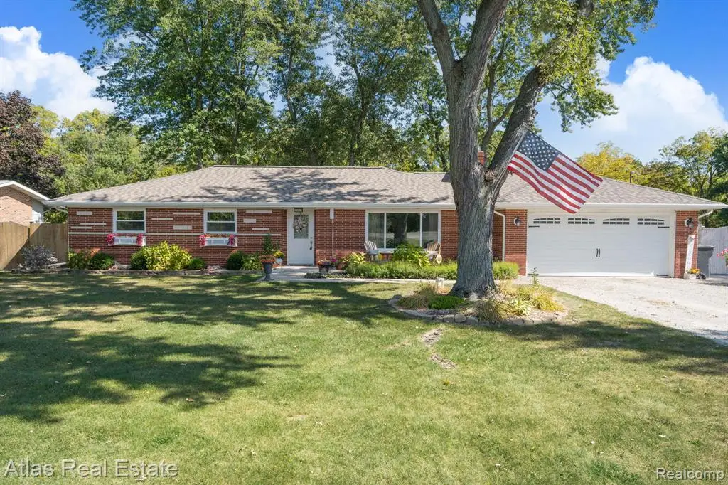 4111 S State, Davison, MI  - Image #1