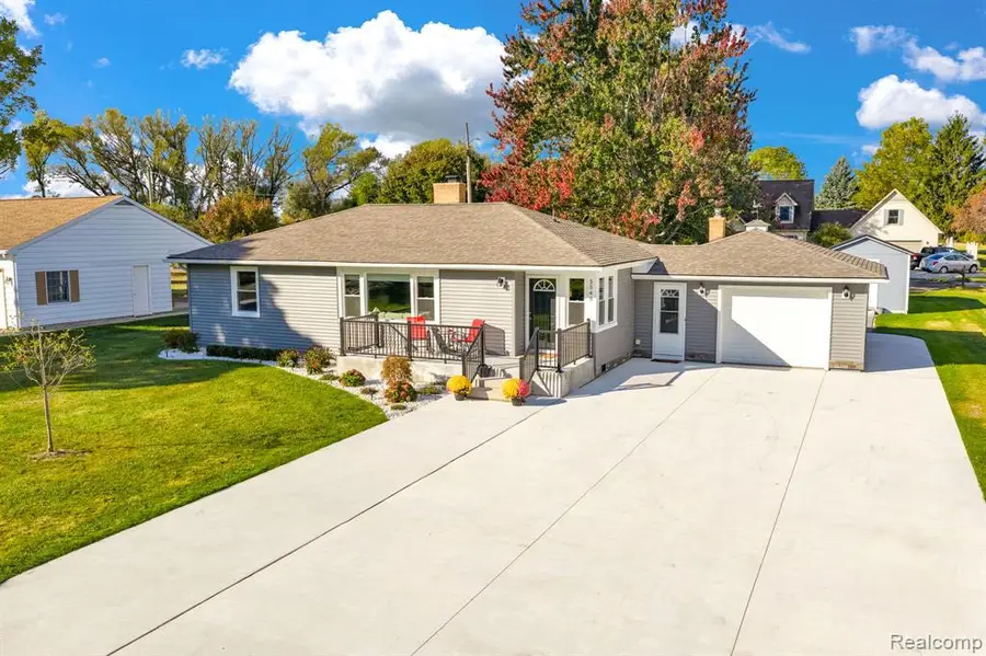 5548 Bar-milvian, Lexington, MI 48450 - Image #2