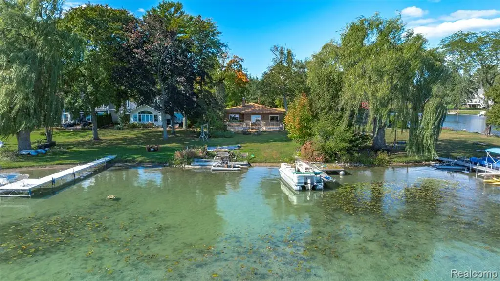 6351 Alden, West Bloomfield, MI  - Image #1