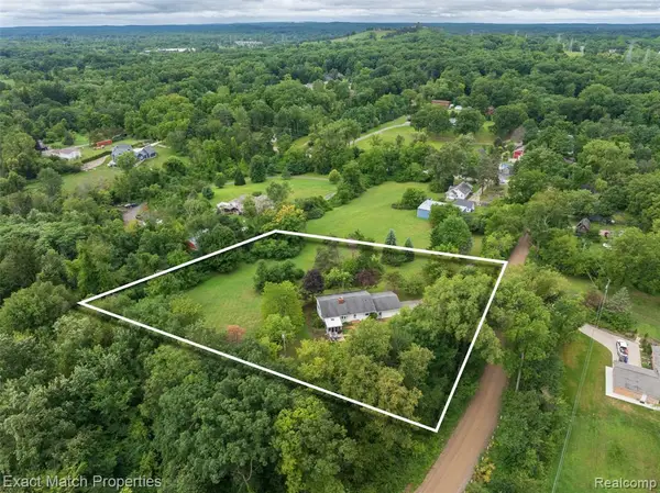 7600 Haley, White Lake, MI 