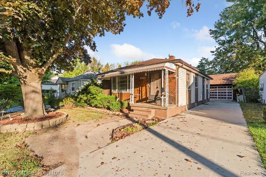 18383 Hazelwood, Roseville, MI  - #3