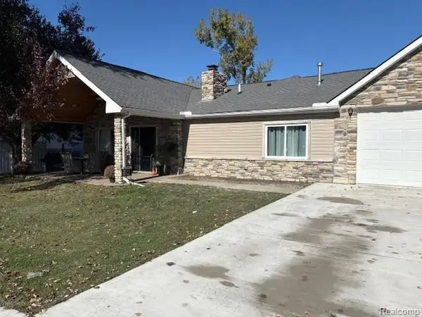 21230 Vreeland, Woodhaven, MI 