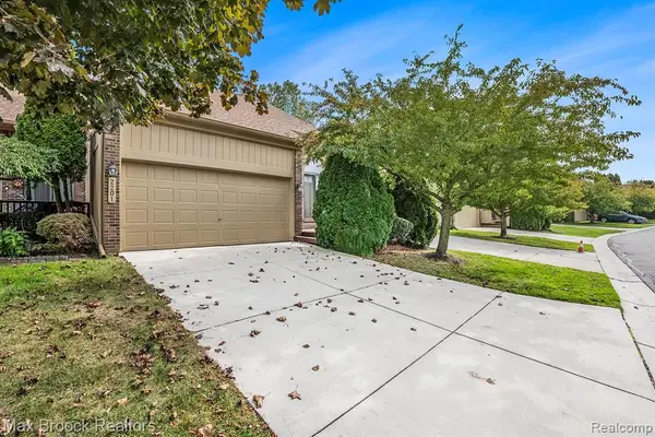 2201 Siboney, Rochester Hills, MI 