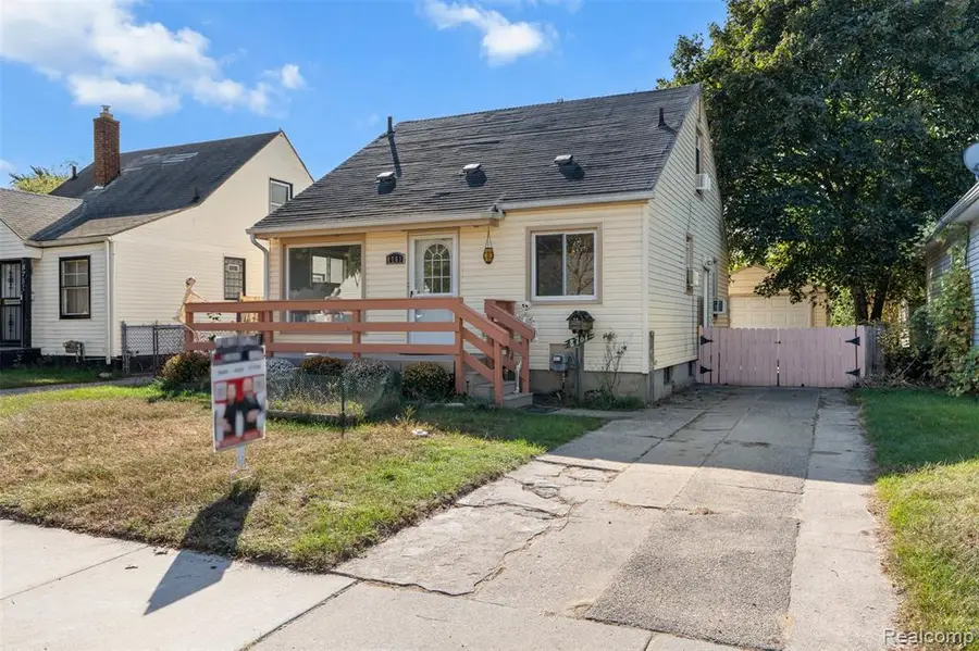 8761 Albany, Oak Park, MI  - Image #3