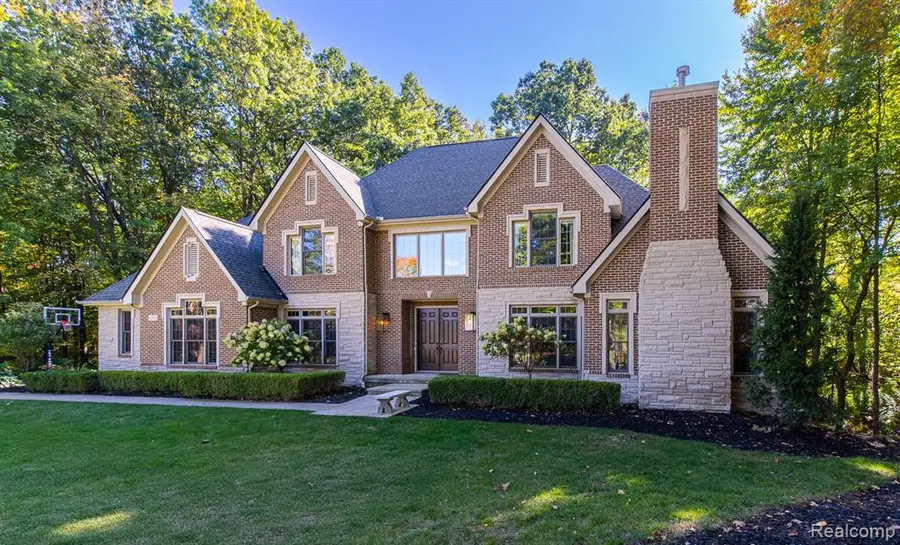 9909 Kingston, Clarkston, MI  - Image #3