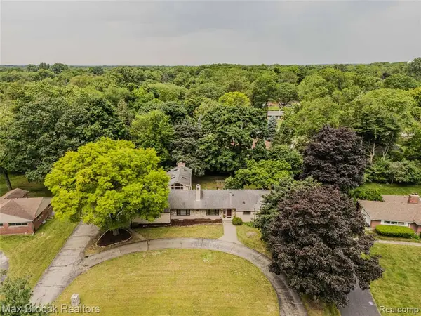 6730 Halyard, Bloomfield Hills, MI 