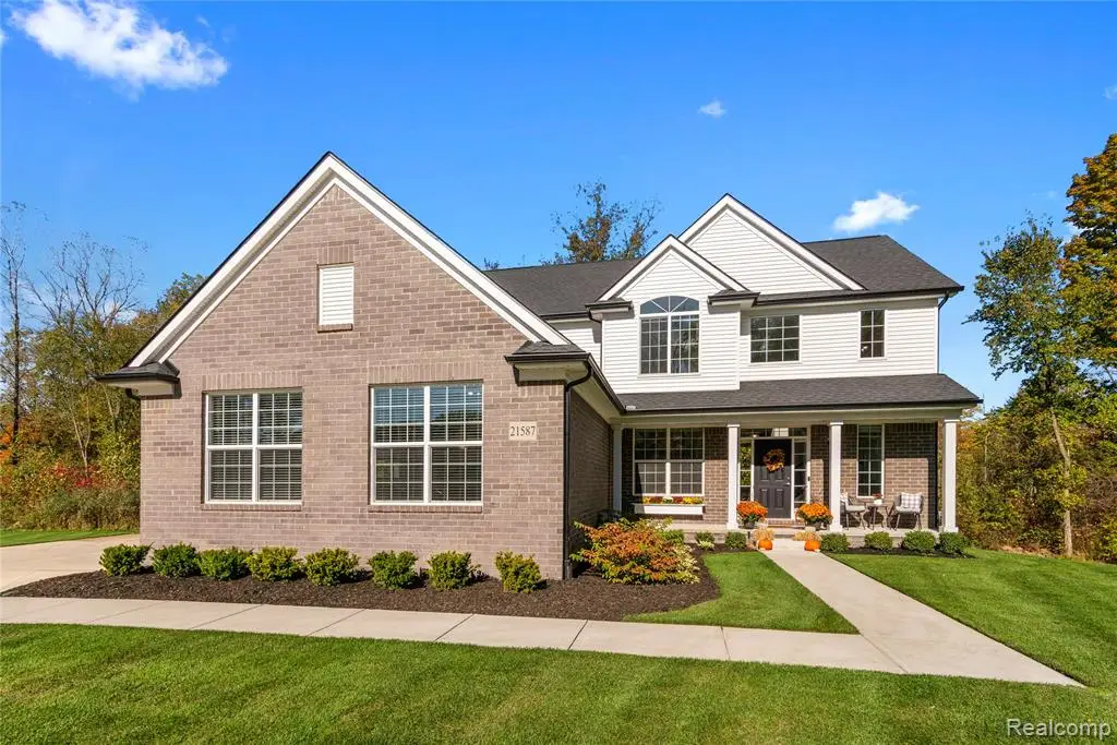 21587 Hasenclever, South Lyon, MI  - Image #1