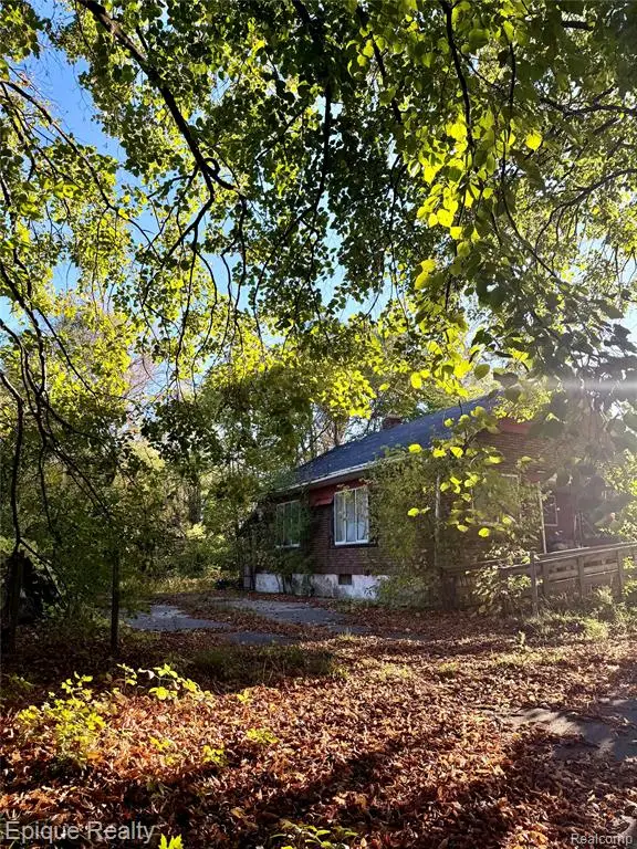 1526 Montana, Flint, MI 48506 - #2
