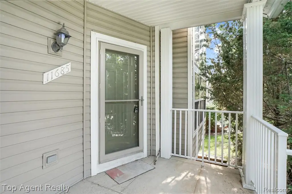 11685 Squiers, Utica, MI  - Image #1