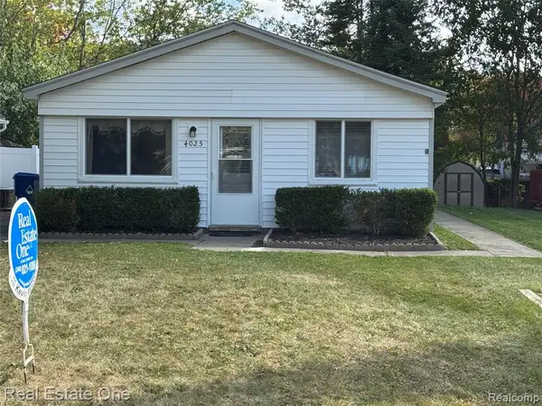 4025 Cresthaven, Waterford, MI 