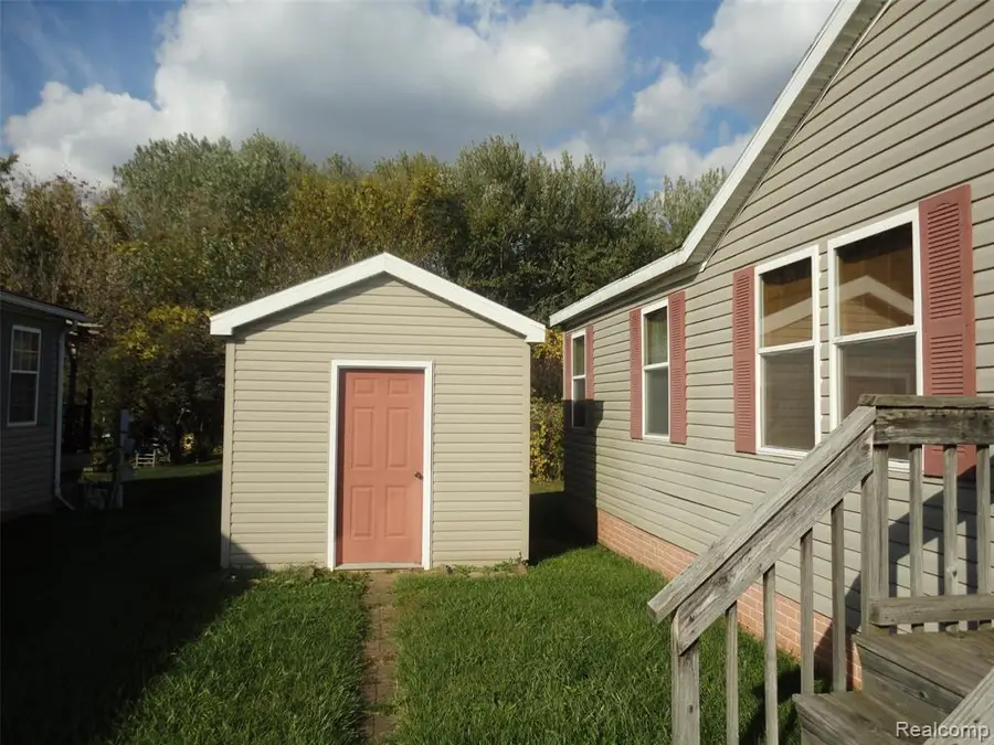 3862 Ryans Ridge, Monroe, MI 48161 - Image #2