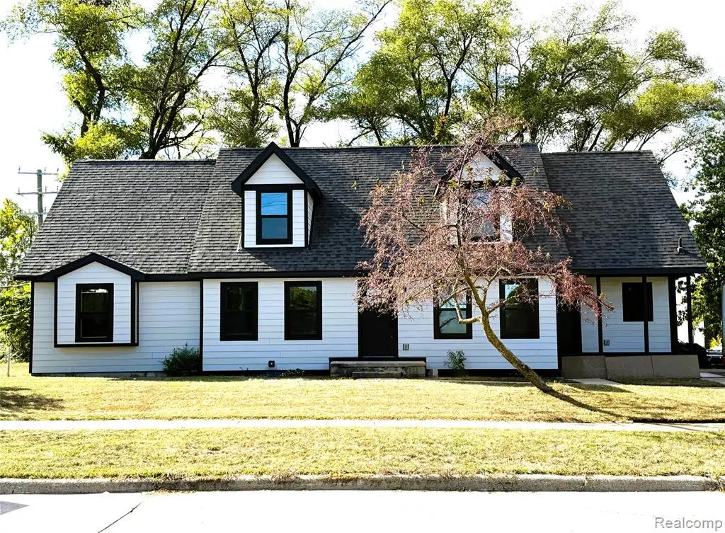 21433 Westview, Ferndale, MI  - Image #1