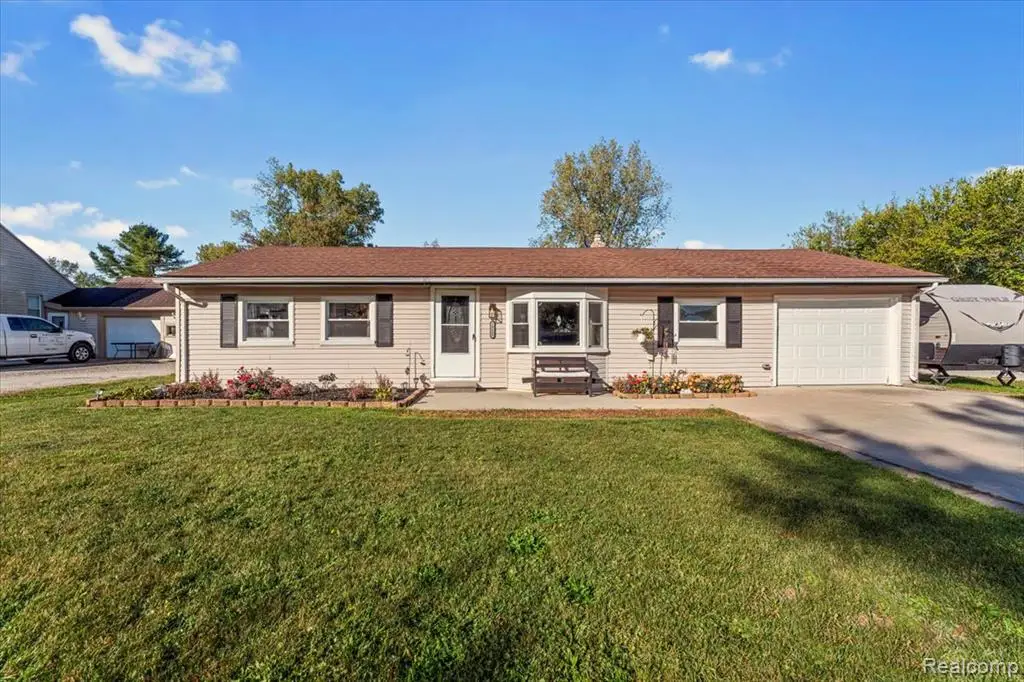 24608 Woodland, Brownstown, MI 48134 - #1