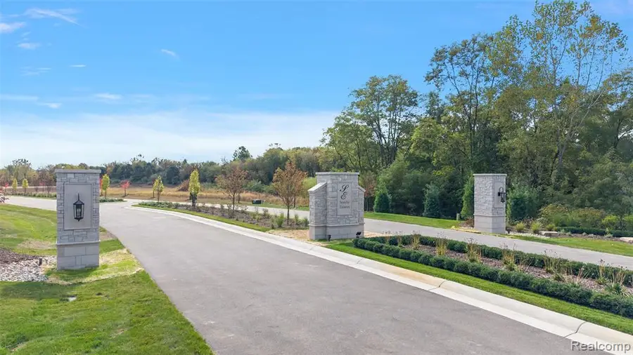 3146 Pompilio, Oakland, MI 48306 - Image #2