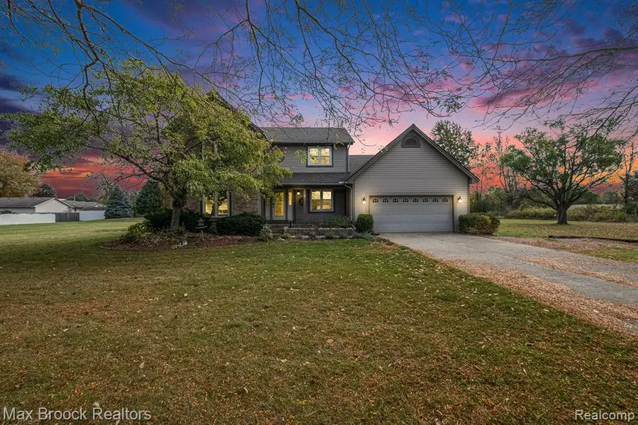 5031 Belsay, Grand Blanc, MI  - Image #3